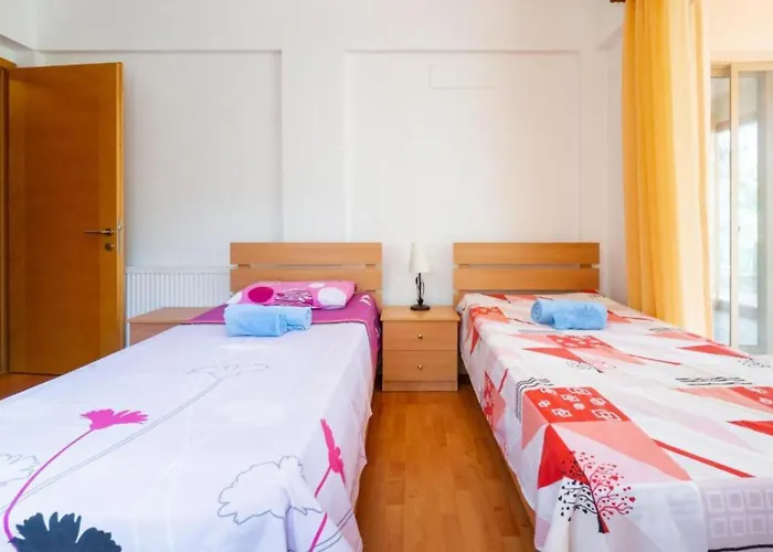 Hillcrest Panorama Moniatis