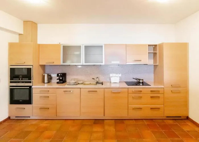 Hillcrest Panorama *